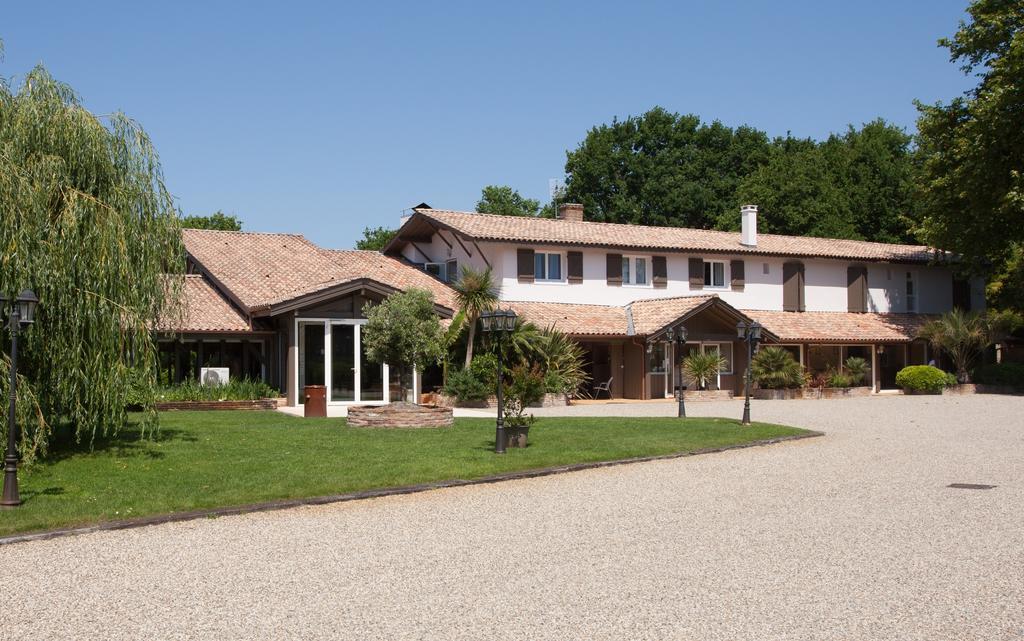 Hotel La Ferme D'En Chon Biscarrosse Eksteriør bilde